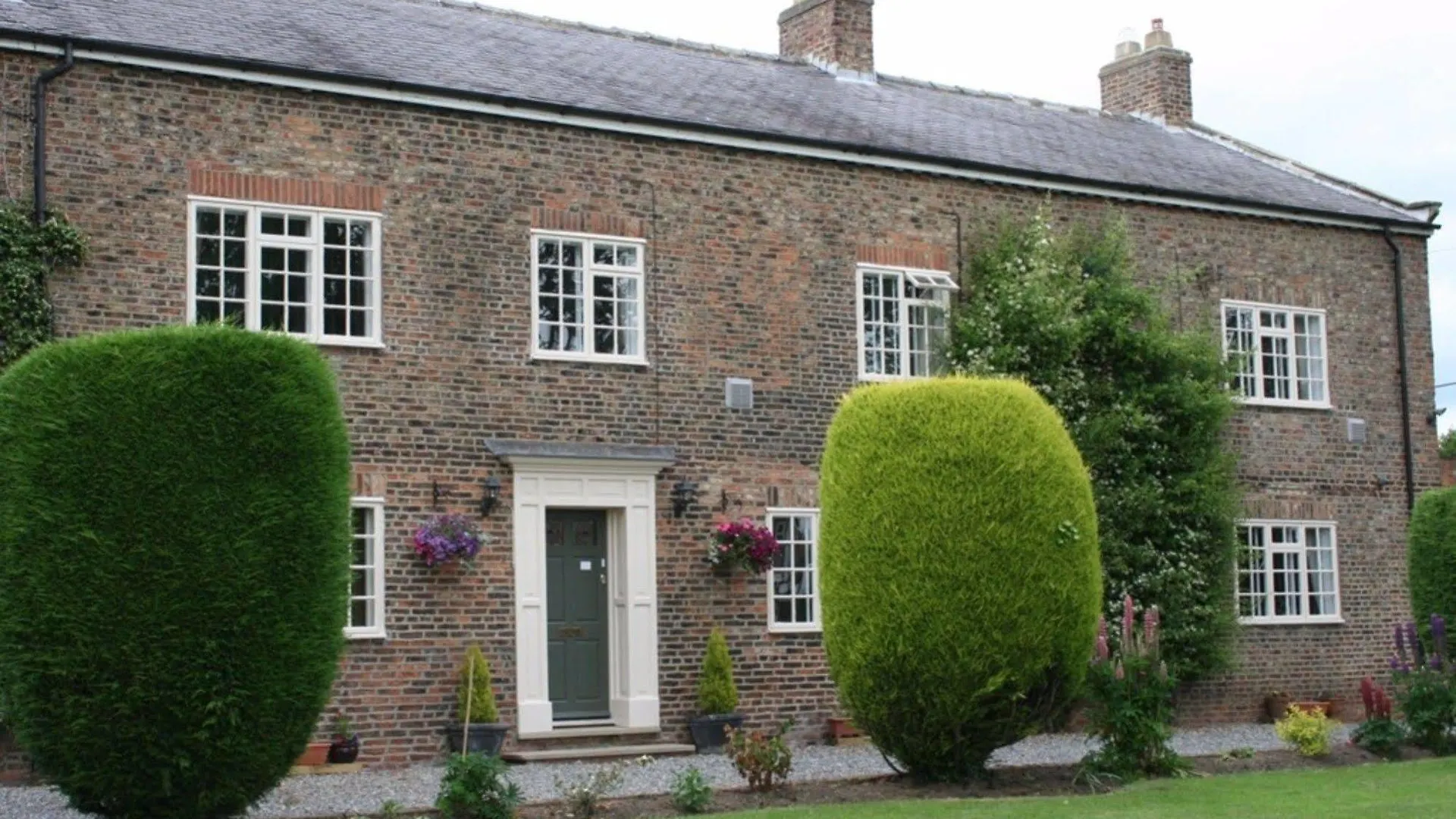 The Manor Guest House York 4*,